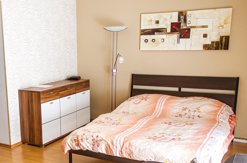 Dnd, Kun Apartments, Keleti Railway Station Boedapest Kamer foto