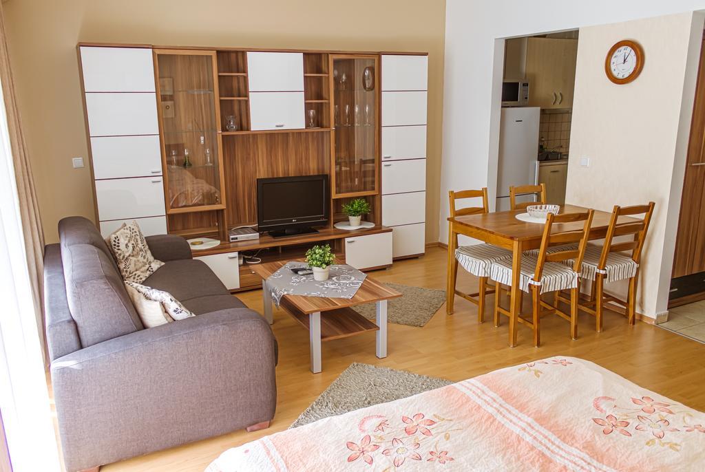 Dnd, Kun Apartments, Keleti Railway Station Boedapest Kamer foto