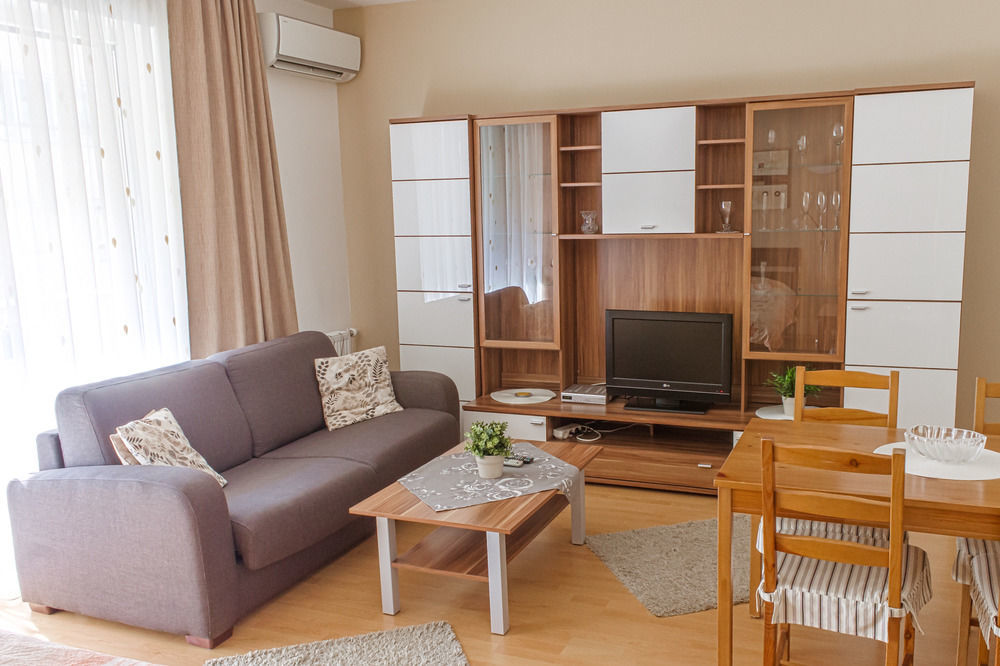 Dnd, Kun Apartments, Keleti Railway Station Boedapest Buitenkant foto