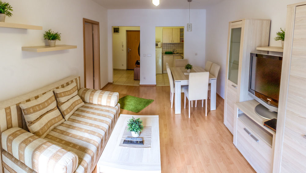 Dnd, Kun Apartments, Keleti Railway Station Boedapest Buitenkant foto