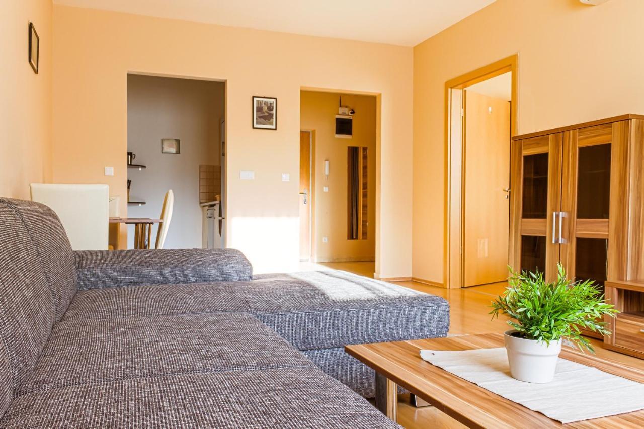 Dnd, Kun Apartments, Keleti Railway Station Boedapest Kamer foto